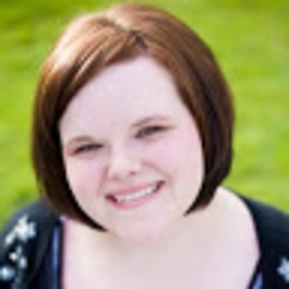 Meet your Posher, Leona - Picture 1 of 1